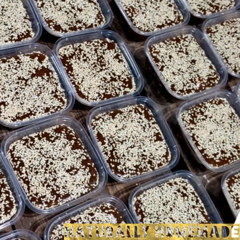 

Dodol Wijen NATURALLY HOMEMADE - KHAS JEMBER