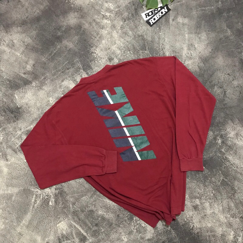 Kaos Nike Vintage Spellout Longsleeve 90s