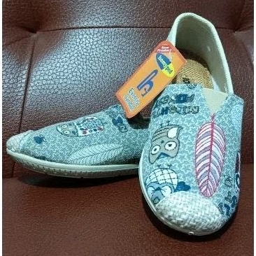 SALE Sepatu sneakers anak cewek/perempuan Homyped