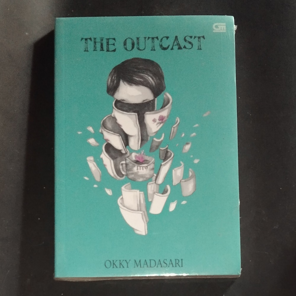 Novel The Outcast - Okky Madasari