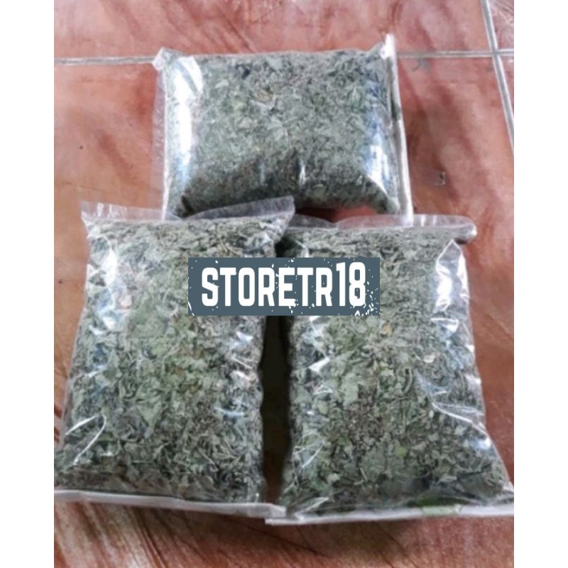 Daun Semanggi Sawah Kering Daun Cabang Empat Paket 100 Gram
