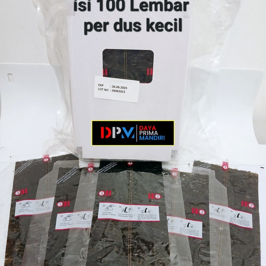 

Nori Onigiri Wrapper Triangle isi 100 lembar (1 Box)