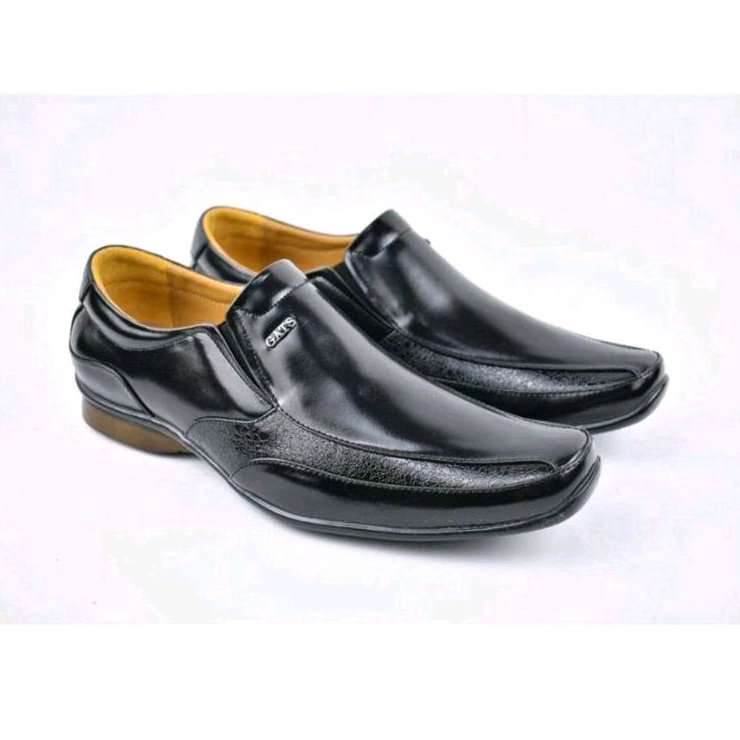 Sepatu kulit Gats Zu 0005 sepatu pantofel pria
