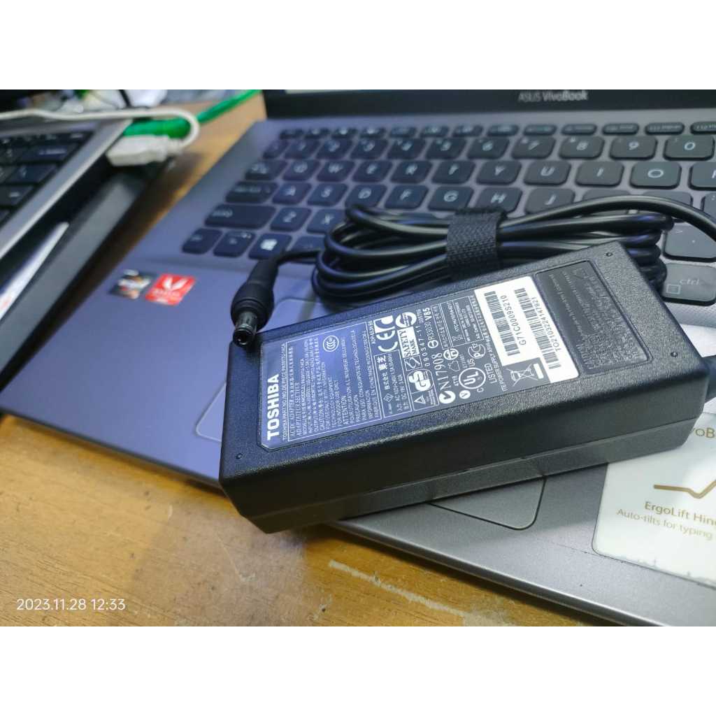 Adaptor Charger Toshiba Satellite A80 compatibel