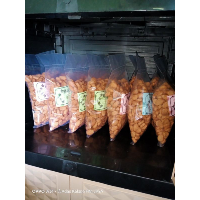 

Adas kelapa ukuran 250gr