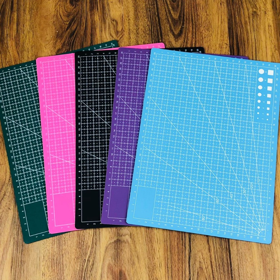 

[❋E63/] COMBO A4 PINK / HIJAU PVC Cutting Mat / Cutting Pad / Alas Potong A4 + PEN CUTTER Cuci Gudang