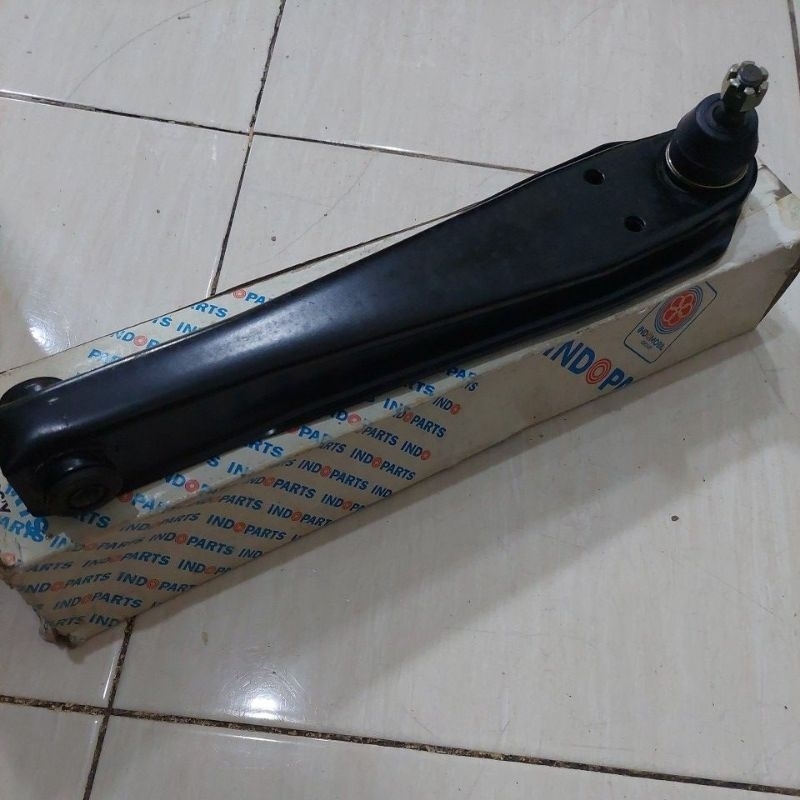 Lower arm suzuki carry 100 / ball joint sayap