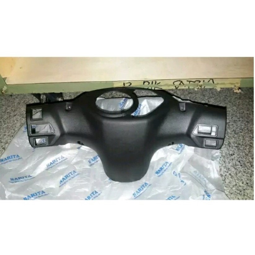 Narita-Batok Belakang Smash Titan