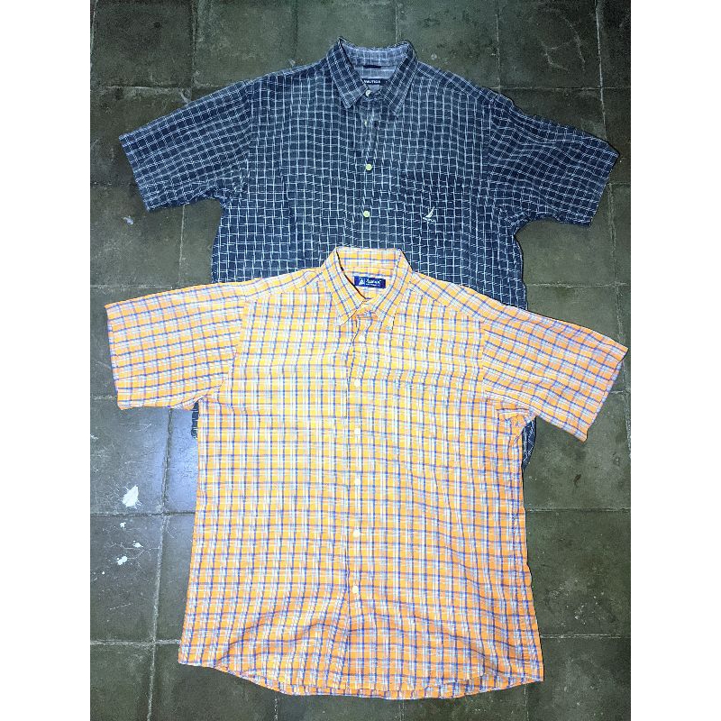 kemeja kotak kotak nautica