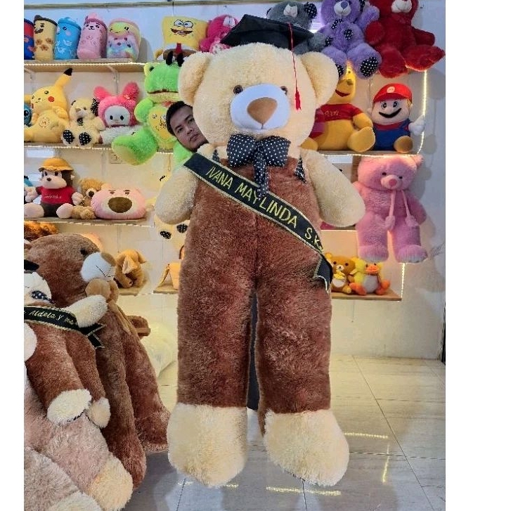 Boneka Wisuda Jumbo
