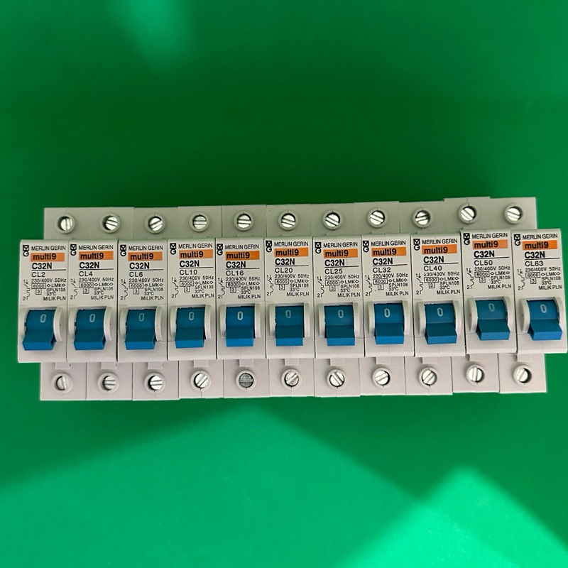 MCB Merlin Gerin Biru 2A 4A 6A 10A 16A 20A 25A 32A 40A 50A 63A MG Multi9 2 4 6 10 16 20 25 32 40 50 