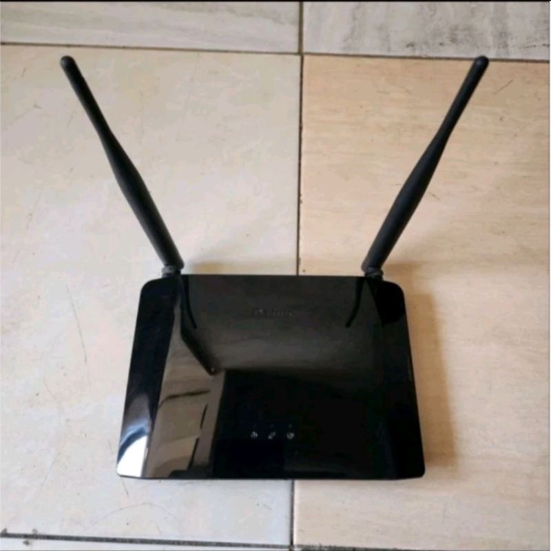 D-Link DIR-612 + adaptor