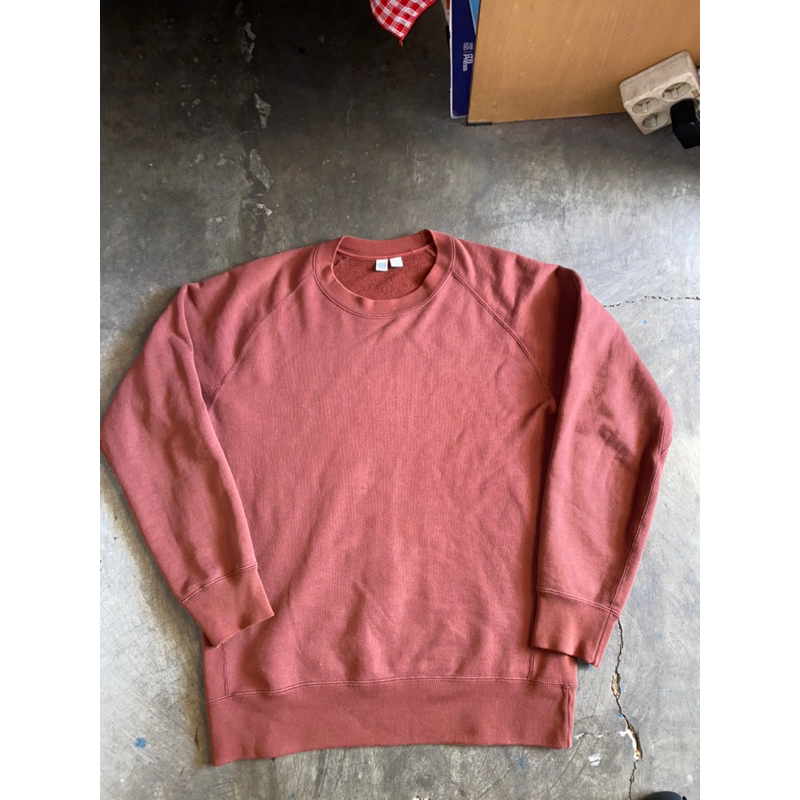 crewneck uniqlo GU brown