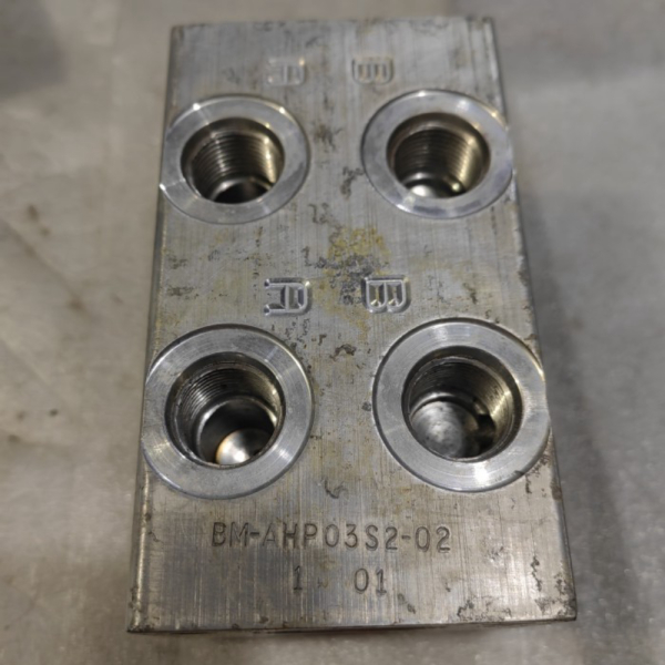 

Promo Flow Divider BM-AHP032S2-02 Manifold Block Limited