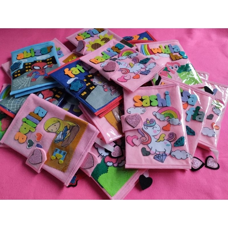 

SAMPUL IQRO KARAKTER/SAMPUL IQRO LUCU/SAMPUL IQRO BESAR SIZE 15X21/COVER IQRO CUSTOM