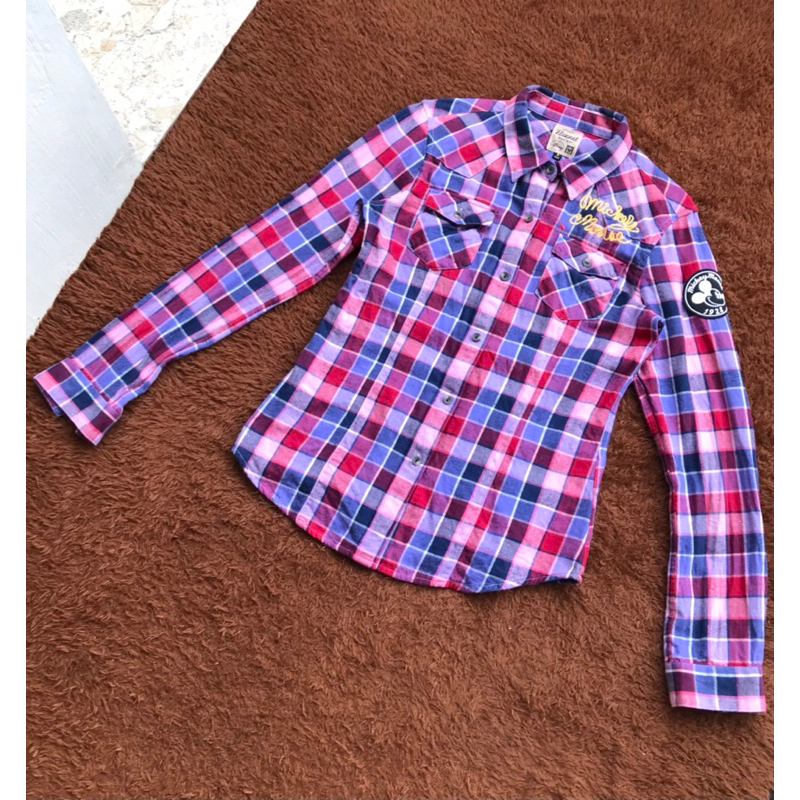 Kemeja Flanel cewek Uniqlo x disney women flanel kode FL1 used.PL
