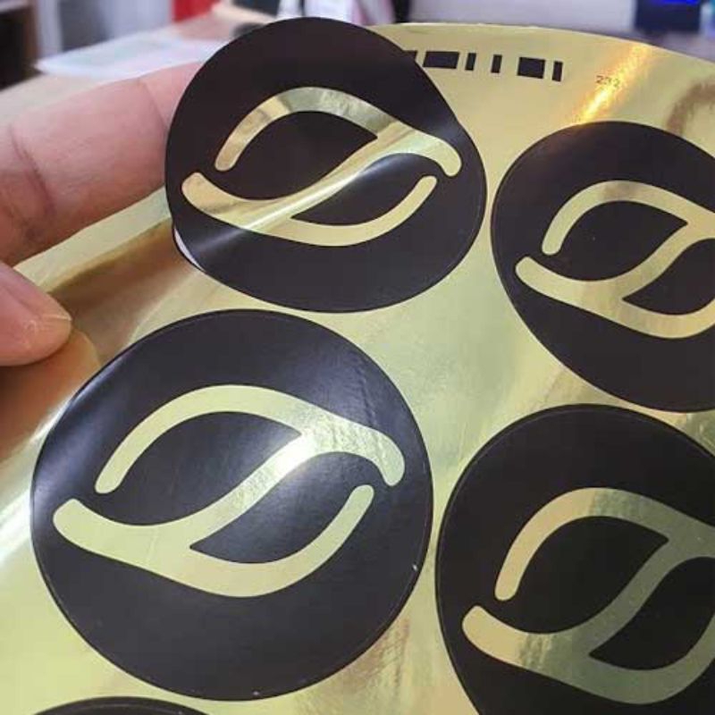 

CETAK STIKER GOLD A3+ FREE DESIGN