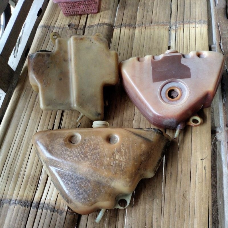 botol oli samping tangki oli samping suzuki trs118/125 suzuki a100 a8 suzuki a100 ax/econos original