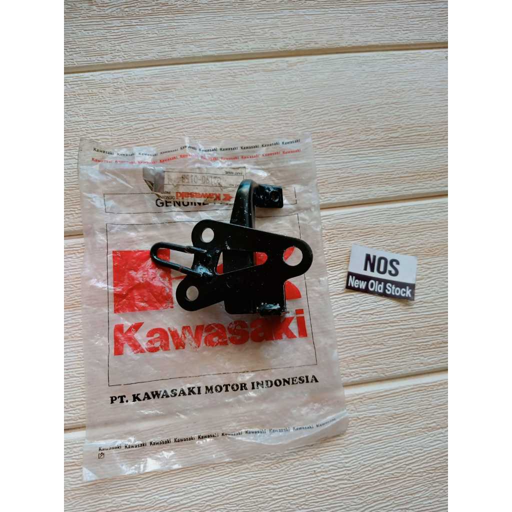 BRACKET ENGINE FR FRONT KAWASAKI ZX 130 ASLI ORI ORIGINAL 32190 - 0158 / PARTS AKSESORIS SUKU CADANG
