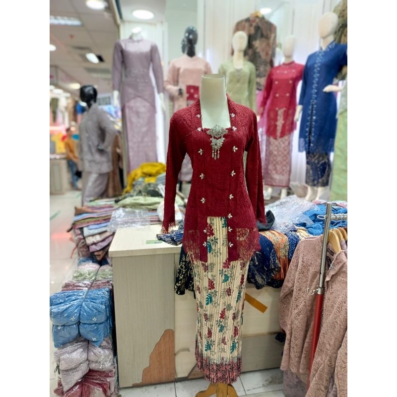 Kebaya Kutu Baru Set Kebaya Modern