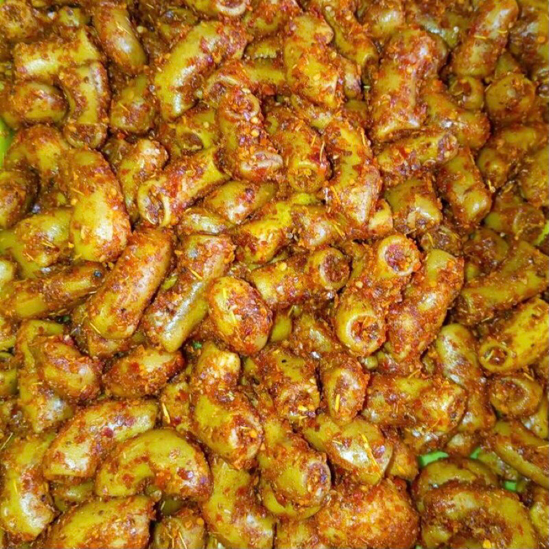 

MAKARONI BANTET PEDAS DAUN JERUK 250GR
