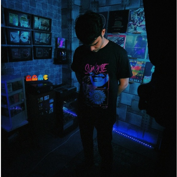 SUNRISE SMILE T-SHIRT