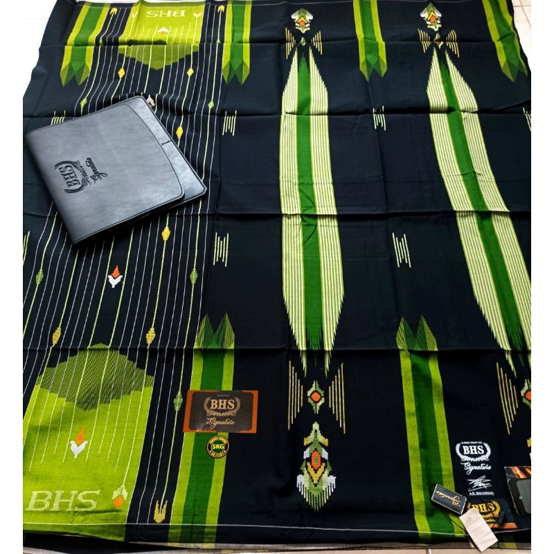 bhs signature skg & royal skg & kwg dan signature sse grade gold dan silver warna dasar hitam pekat