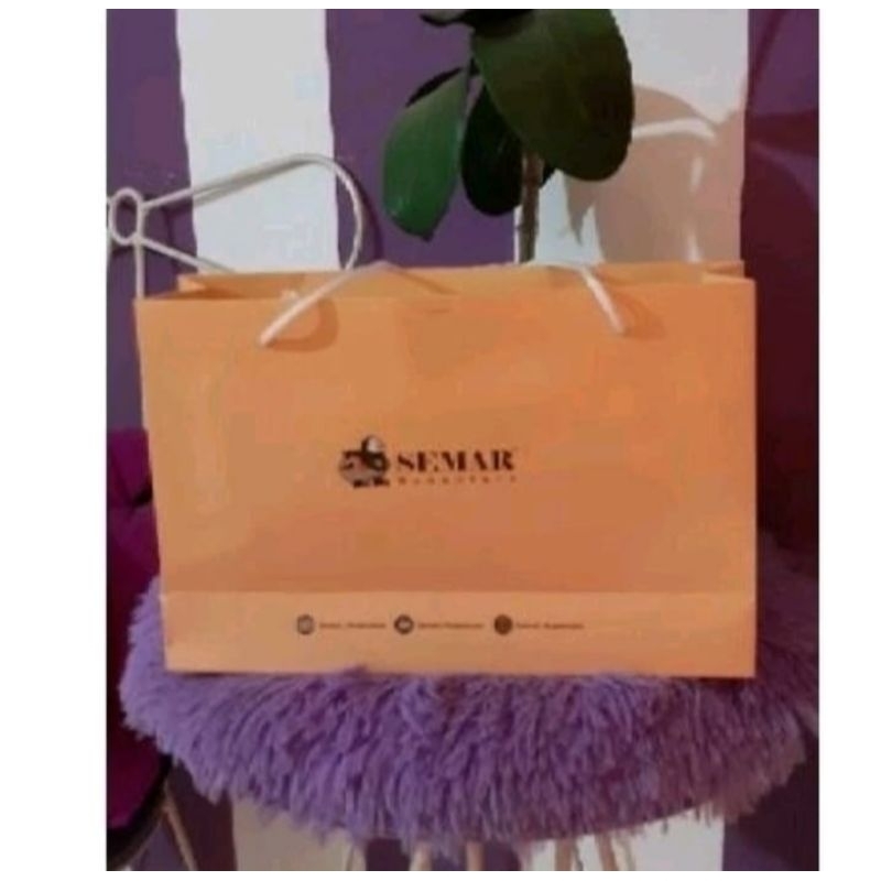 

Paper Bag Semar Nusantara Oren