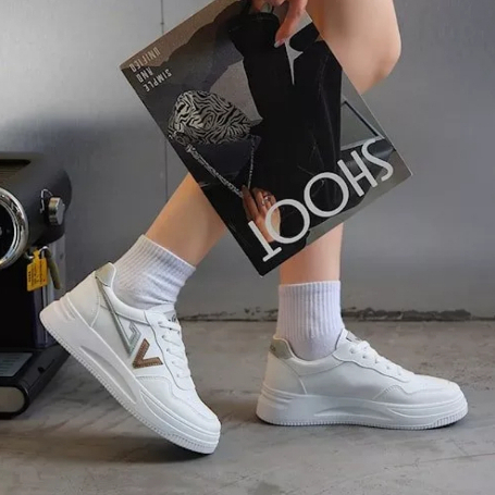 Sepatu Wanita Simple Style Korea Warna Putih Murah