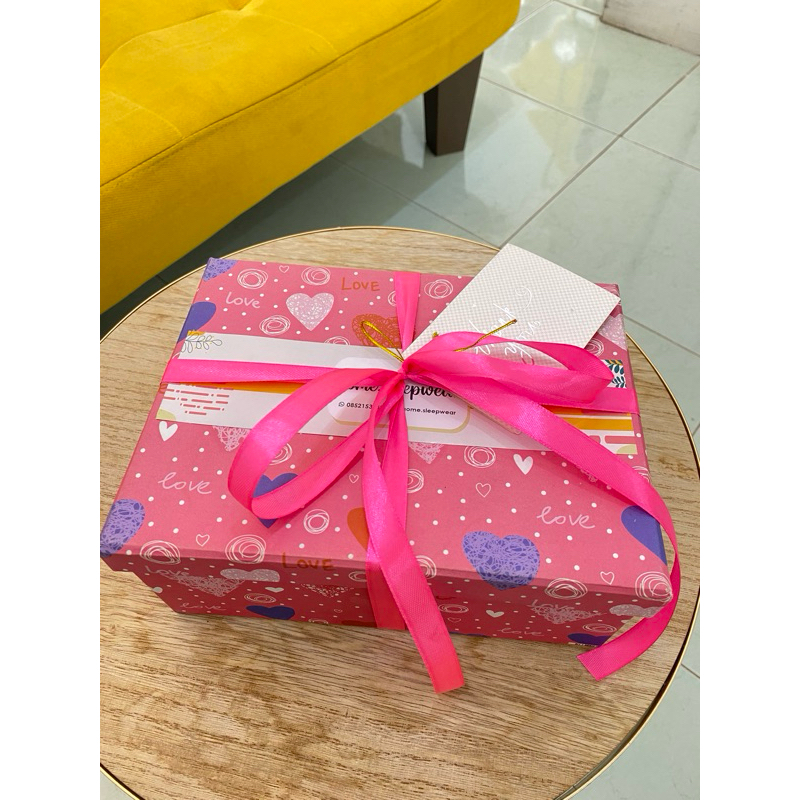 

PAKET HAMPERS
