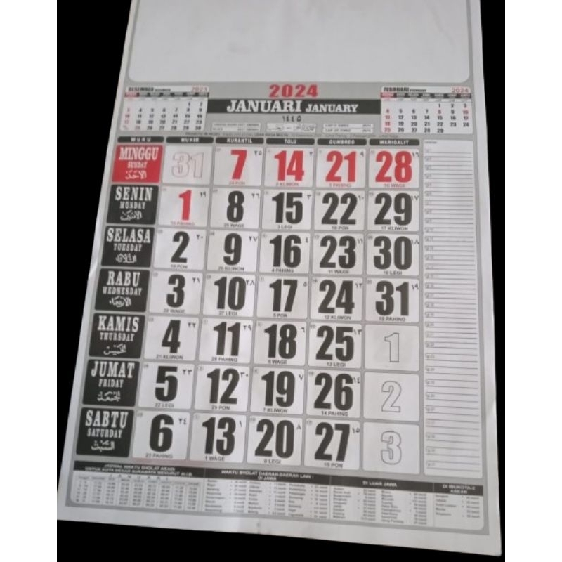 

Kalender tahun 2024 ukuran 33x48 cm kertas HVS
