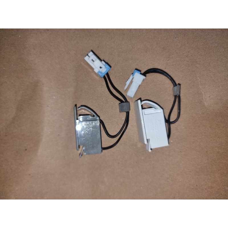 MAGNET SWITCH PINTU KULKAS LG 2 PINTU INVERTER ORIGINAL