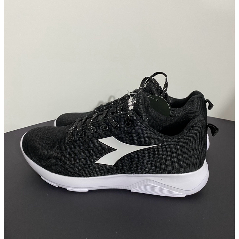 SEPATU DIADORA X RUN LIGHT 5W ORIGINAL 100% BNIB