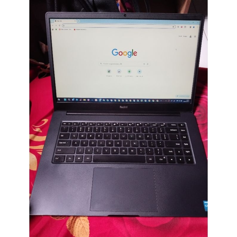 REDMIBOOK 15 SECOND LIKE NEW TERMURAH - REDMIBOOK RAM 8