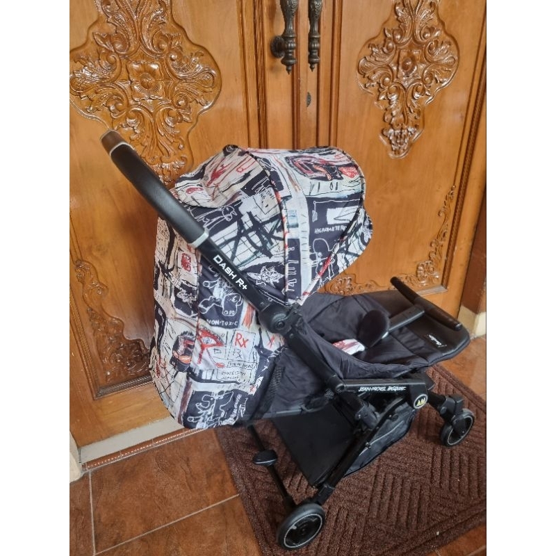 stroller cocolatte dash r+ X JMB ( jean michel basquiat)