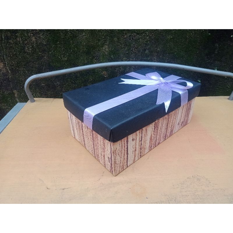 

KOTAK KADO | GIFT BOX | HAMPERS | BUNGKUS KADO | Ukuran 20x12x8