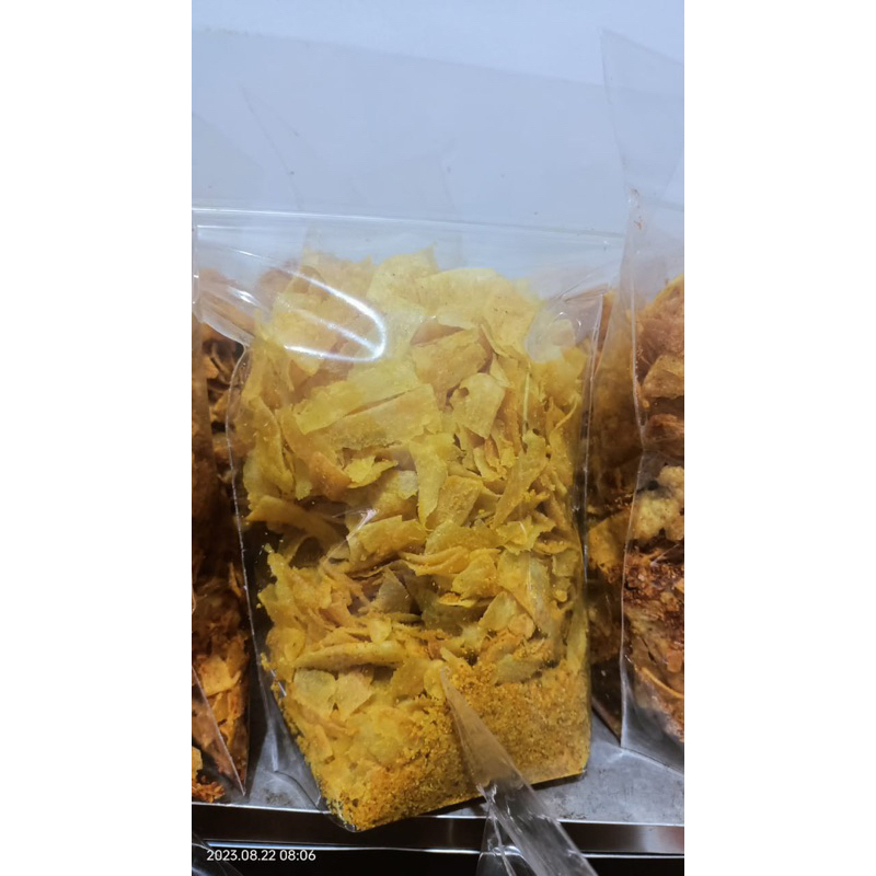 

keripik singkong pinoh khas melawi