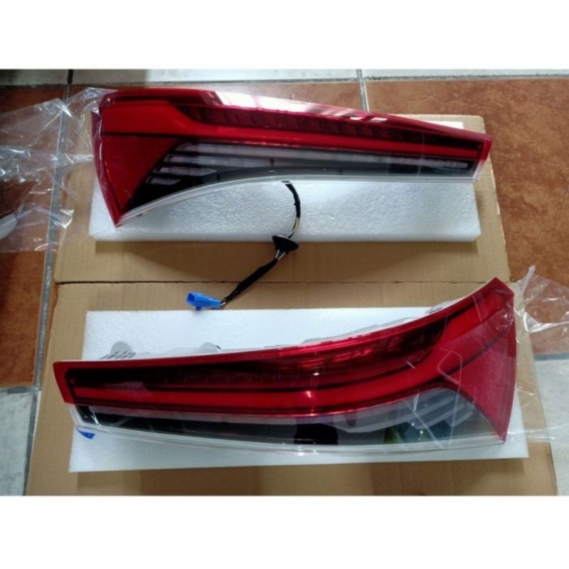 stoplamp lampu belakang wuling almaz rs led