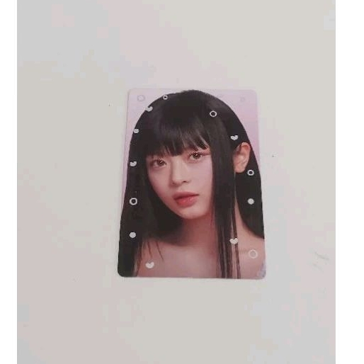 UNOFFICIAL photocard, Stray kids, Newjeans, Blackpink. hanni iphone hyein rose Hyunjin