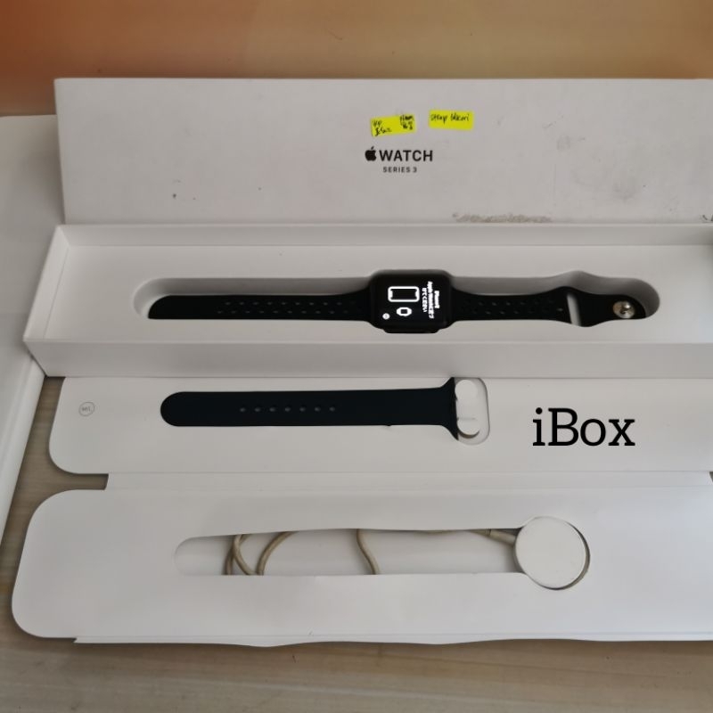 Apple Watch Series 3 38mm Space Gray Aluminum Bekas - Fullset Original - second