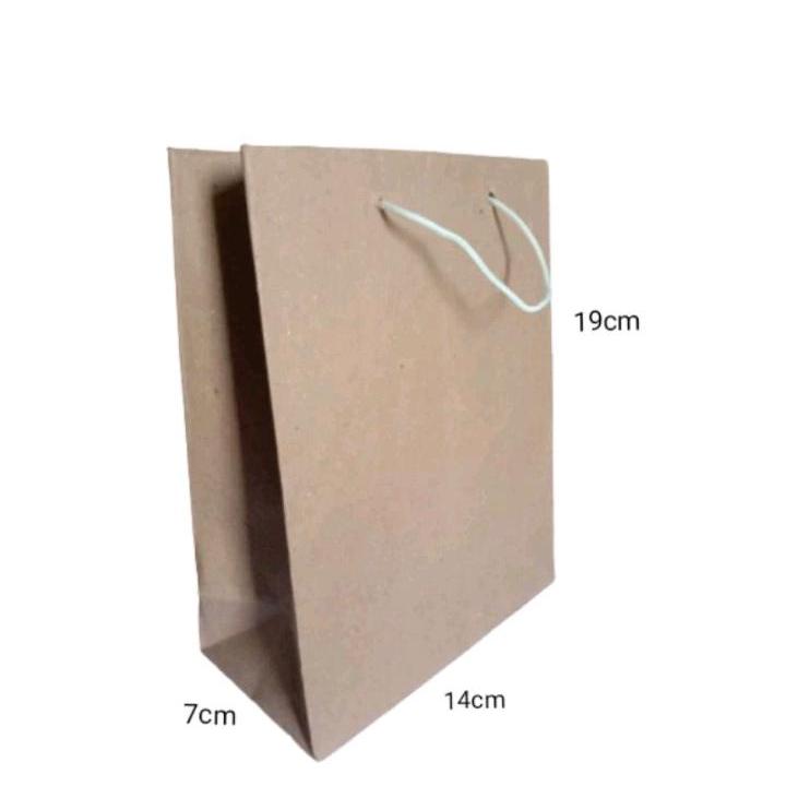 

Paperbag Kecil Polos / Paperbang Coklat