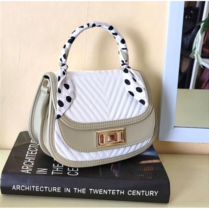 TAS SELEMPANG WANITA MINISO BORDIR V TENTENG TERBARU// TAS TENTENG