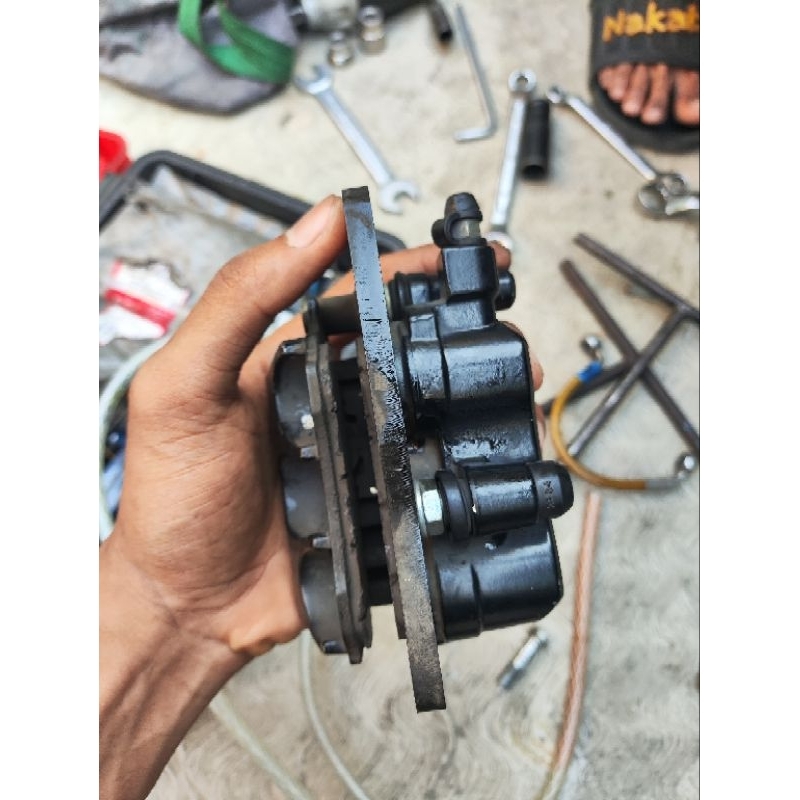 PAKET KALIPER PCX 3 PISTON