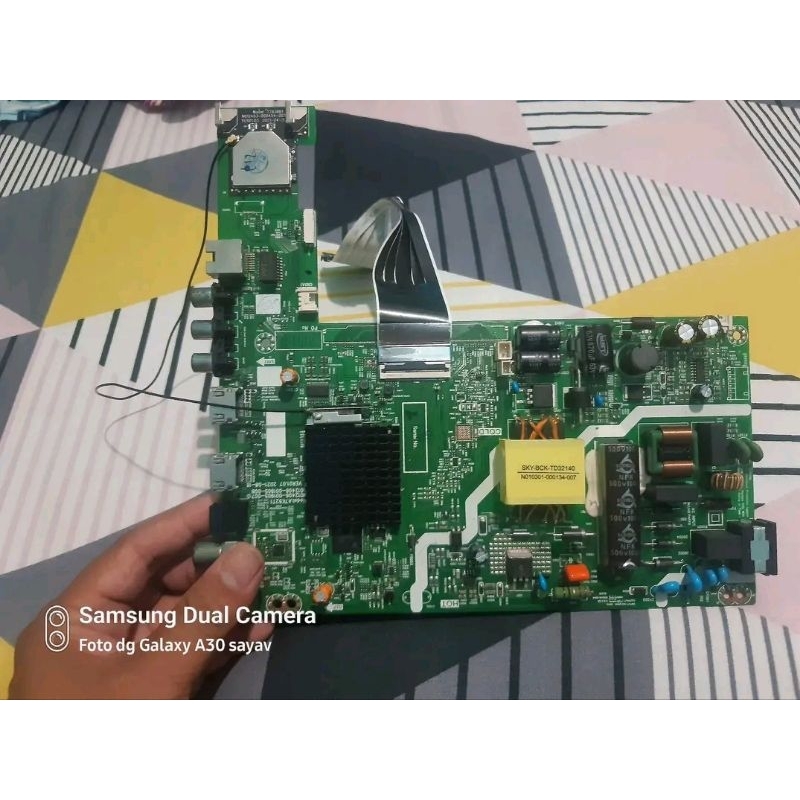 MB 40S7G - MAINBOARD - MOTHERBOARD - MOBO - MICOM - MODUL - MESIN SMART TV LED COOCAA 40S7G - 40S7
