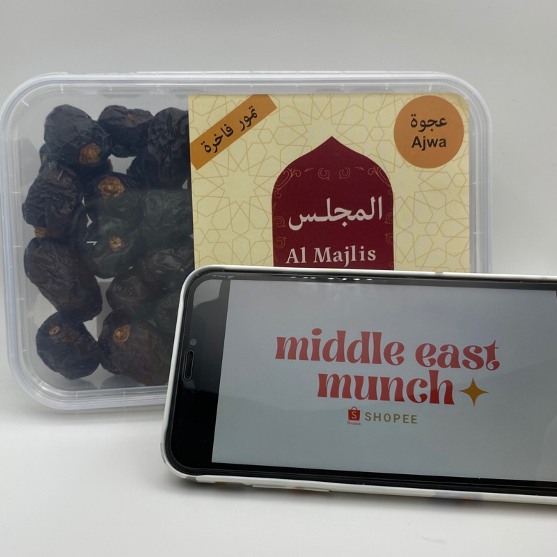 

AL MAJLIS AJWA PER PACK KURMA AJWA 400g IMPORT QATAR