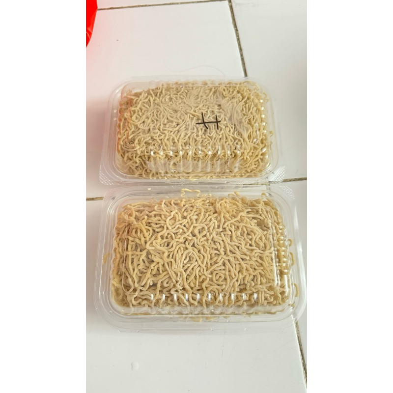 

Mie Telur/Bakmi Halus/Besar keriting