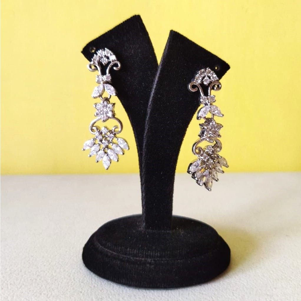 ANNYEONG HASEYO GIFT SHOP | Anting Perak Panjang | Silver Earrings | Titanium | Panjang 4 cm