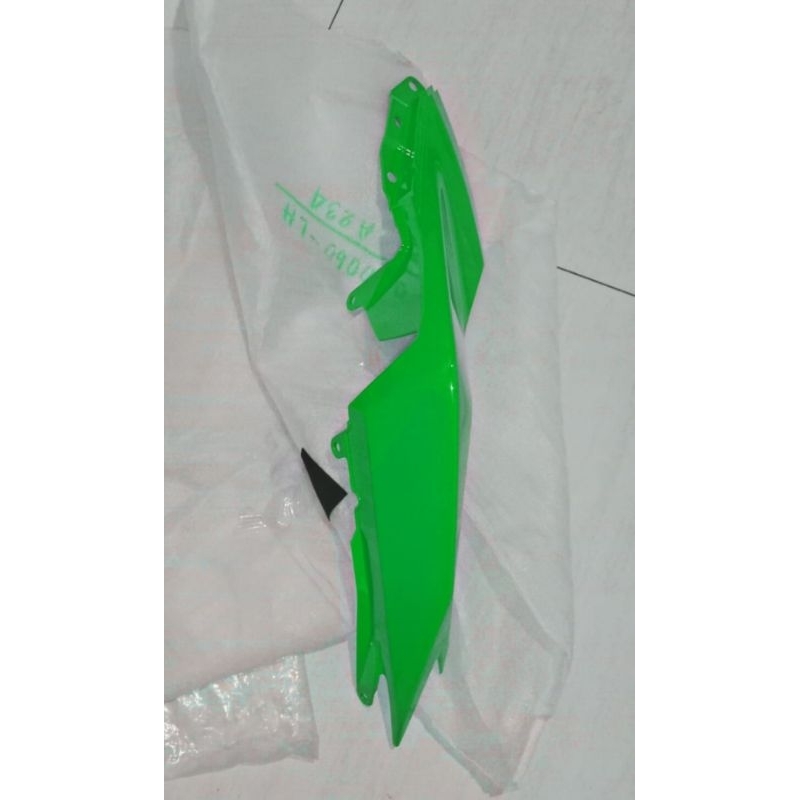 body belakang KANAN Ninja 250 Fi z250 fi original