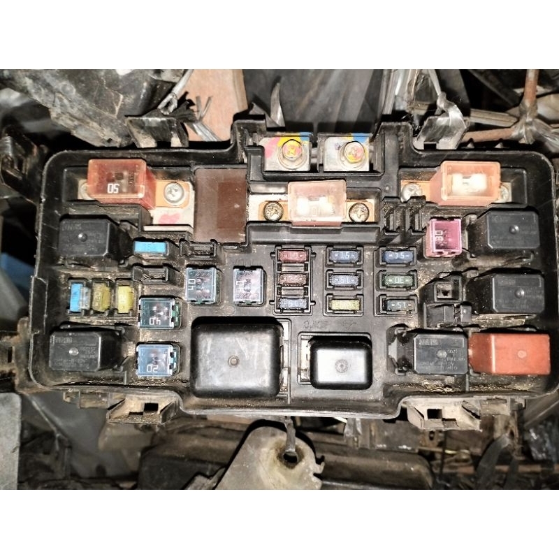 fuse box / box sekring luar honda stream / crv gen 2 k20 2000cc