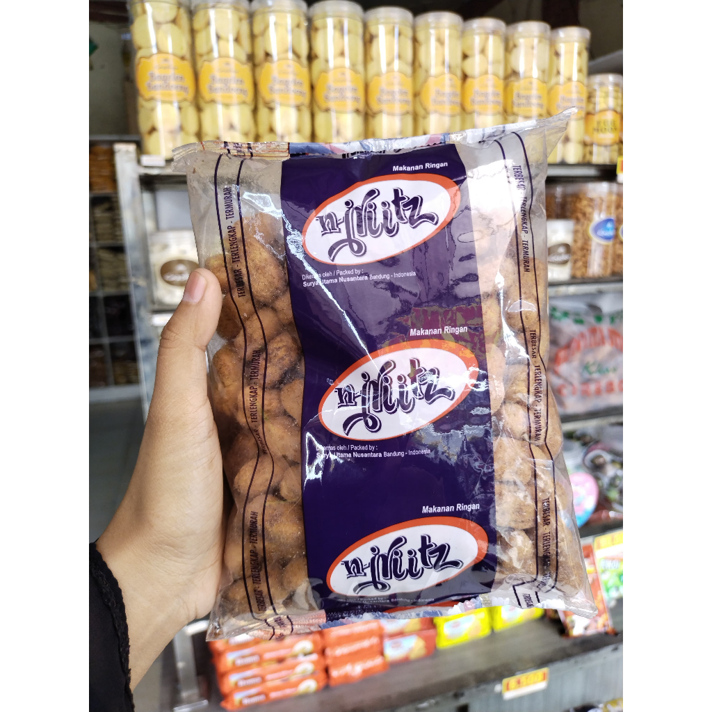 

SNACK SERBA 3 RIBU / SNACK MURAH / SNACK NJRITZ ASLI CENTRAL SNACK CHIKI KACANG COKLAT